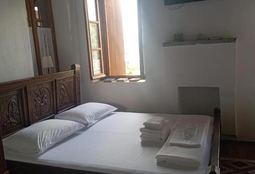 غرفة قياسية ثلاثية, Silver Hill Guesthouse