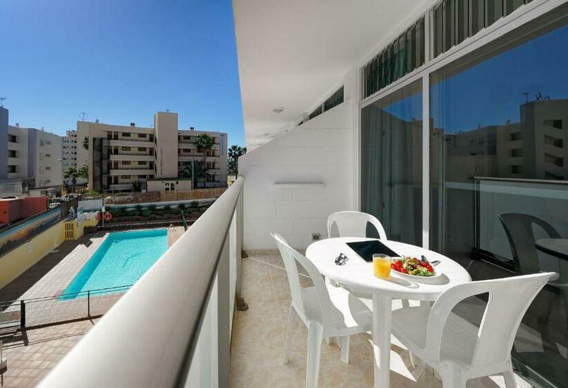 Апартаменты 1 Спальня Вид на Бассейн, Apartamentos Strelitzias