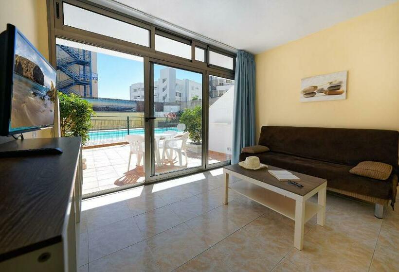 带1个卧室带泳池的公寓, Apartamentos Strelitzias