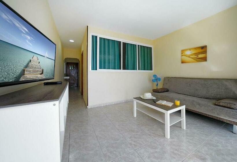 带1个卧室带泳池的公寓, Apartamentos Strelitzias