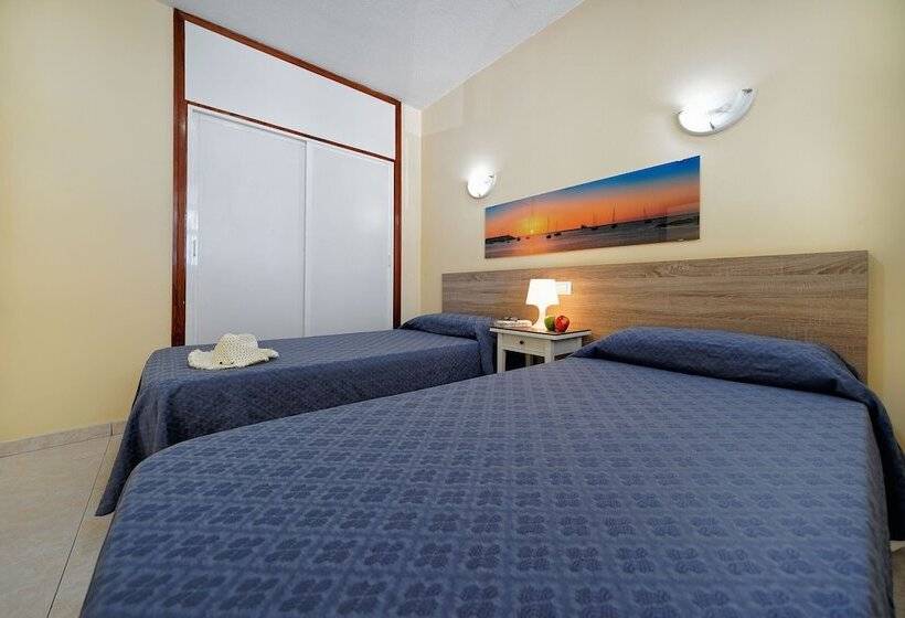 带1个卧室带泳池的公寓, Apartamentos Strelitzias