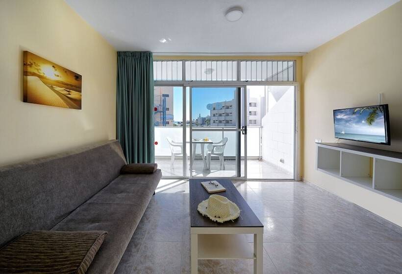 带1个卧室带泳池的公寓, Apartamentos Strelitzias