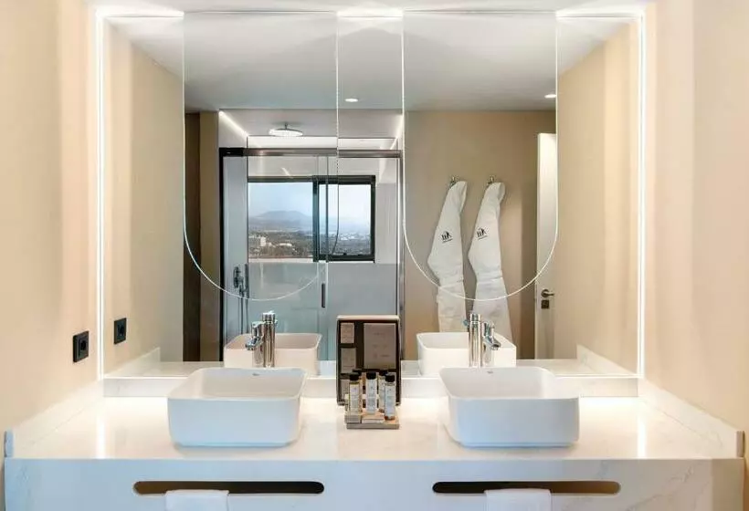 Deluxe Suite Sea View, Arrecife Gran Hotel & SPA