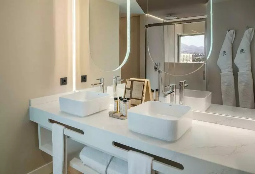 Deluxe Suite Sea View, Arrecife Gran Hotel & SPA