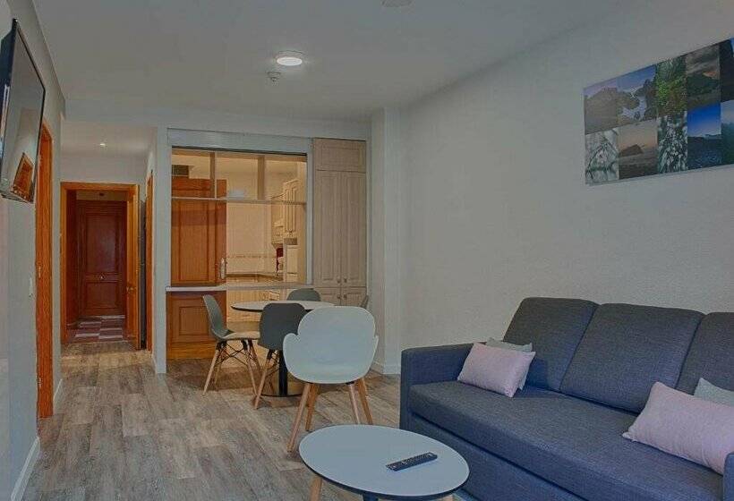 Апартаменты 1 Спальня Вид на Бассейн, Coral Compostela Beach Golf