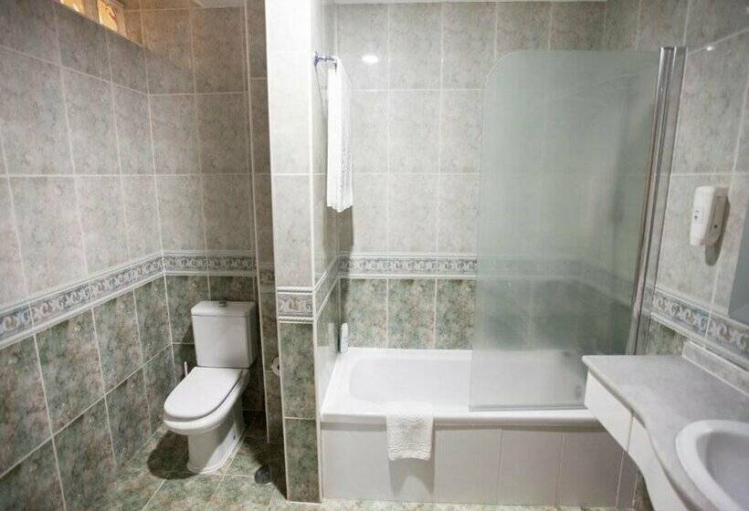 آپارتمان 1 خوابه با چشمانداز استخر, Coral Compostela Beach Golf