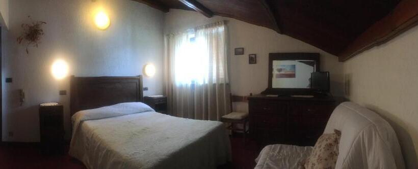 标准三人间, Albergo Martinet