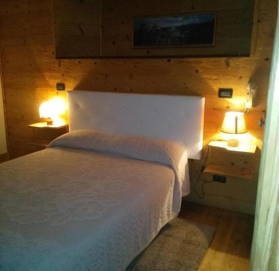 스탠다드 트리플 룸, Albergo Martinet