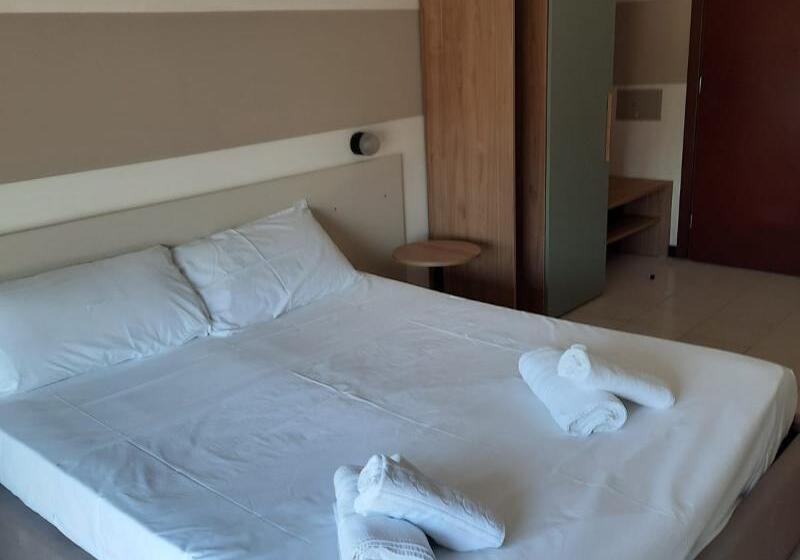 סוויטה דלוקס, Americinn By Wyndham Douglas/saugatuck