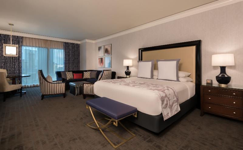 חדר דחוקס עם מיטת קינג, Americinn By Wyndham Douglas/saugatuck