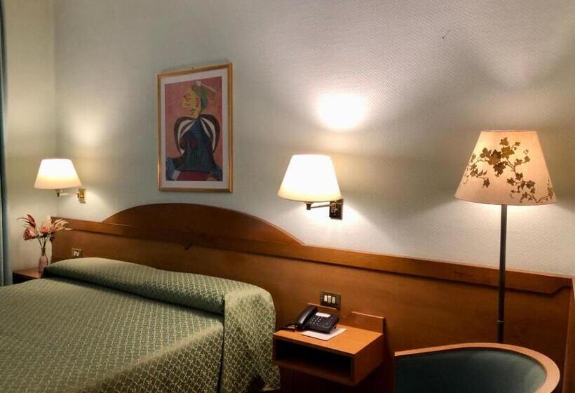 اتاق استاندارد, Arcadia