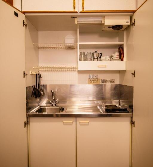 اتاق استاندارد یک نفره, Arcadia