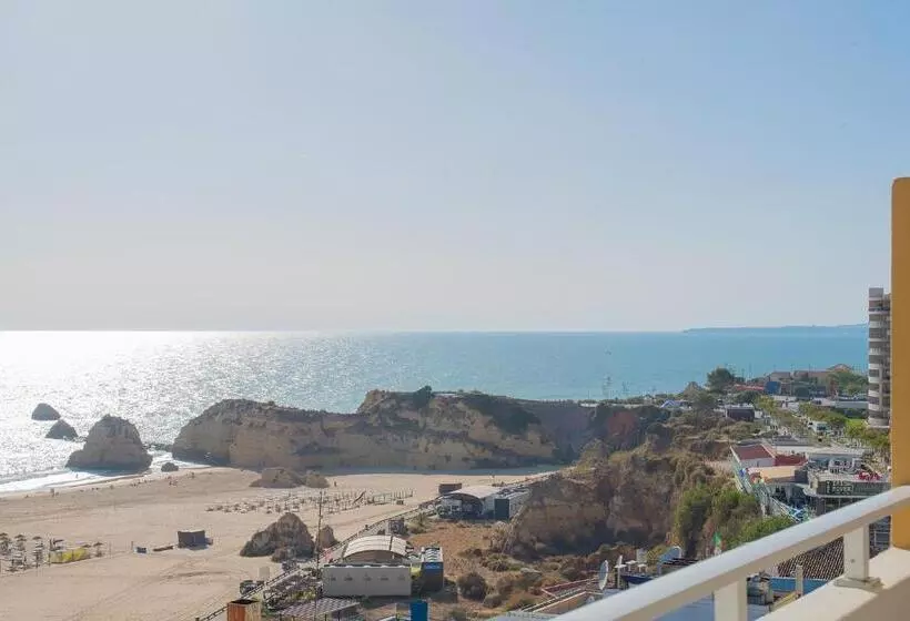 اتاق استاندارد چهار تخته با چشم‌انداز دریا, Avenida Praia