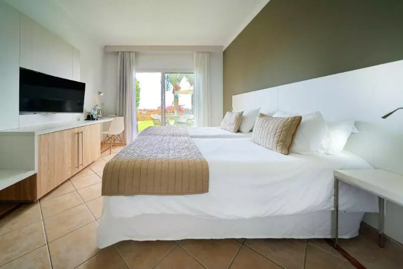 ゴルフビュースタンダードルーム, Bull Vital Suites & Spa Boutique Hotel - Adults Only