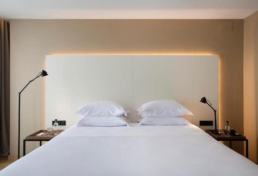 سوییت لوکس, Casa Elliot By Bondia Hotel Group