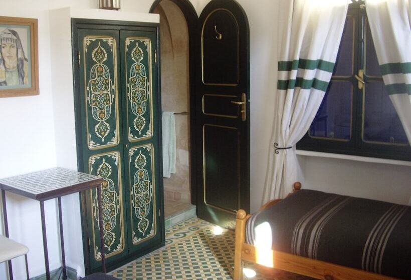 חדר סטנדרט לשלושה, Dar Al Bahar