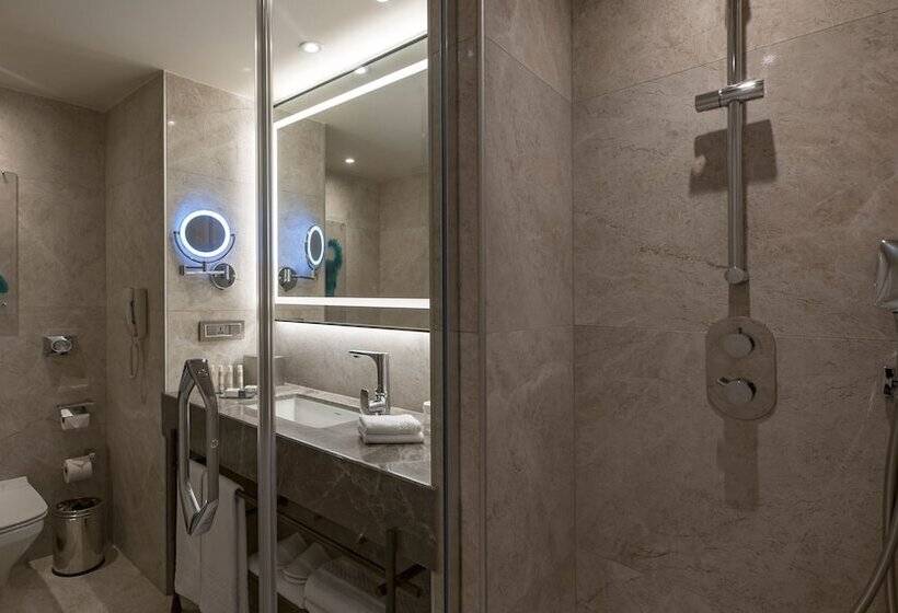 اتاق لوکس, Doubletree By Hilton Hotel Istanbul Sirkeci