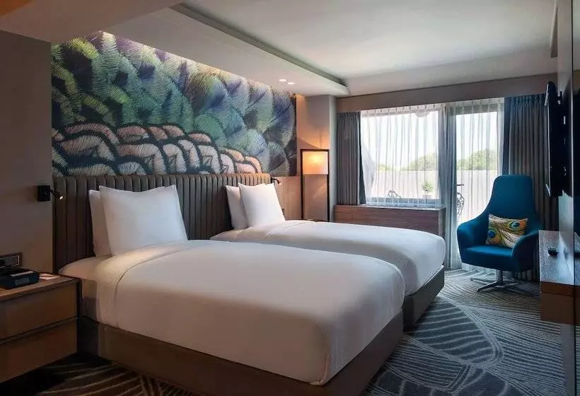 バルコニー付きデラックスルーム, Doubletree By Hilton Hotel Istanbul   Sirkeci