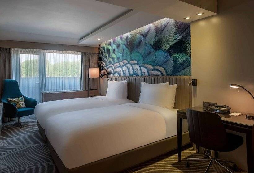 اتاق لوکس با بالکن, Doubletree By Hilton Hotel Istanbul Sirkeci