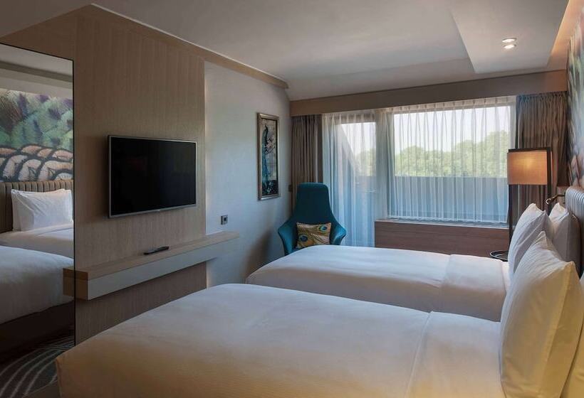 اتاق لوکس با بالکن, Doubletree By Hilton Hotel Istanbul Sirkeci