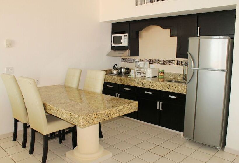 스위트, El Cid Marina Beach