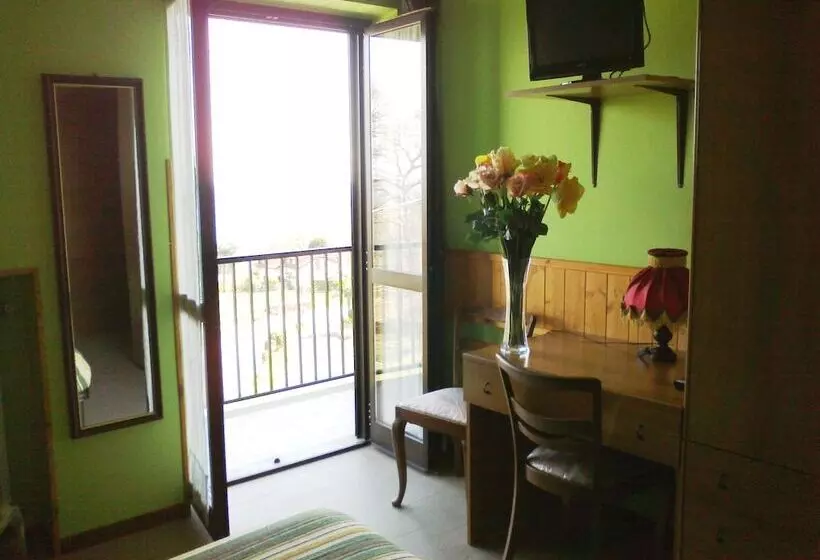 スタンダードシングルルーム, La Capannina
