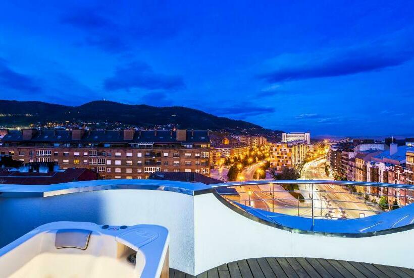 سوئیت کلاسیک, Nature Oviedo