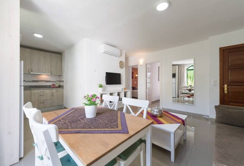 شقة غرفتين, Billy's Puerto de Mogán Apartments by Livvo