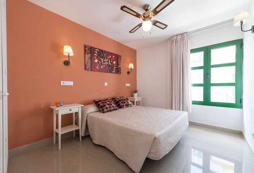 شقة غرفتين, Billy's Puerto de Mogán Apartments by Livvo