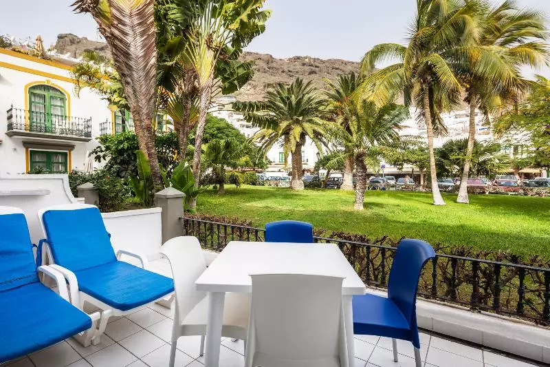 آپارتمان 1 خوابه با تراس, Billy's Puerto de Mogán Apartments by Livvo