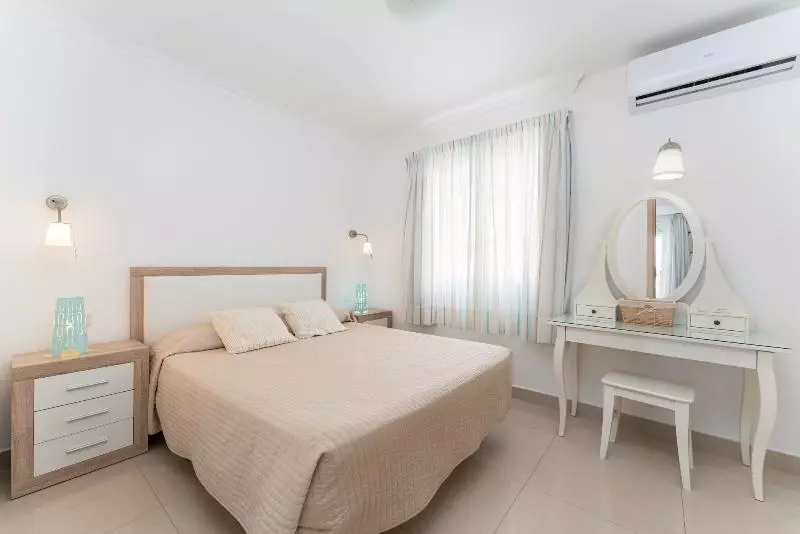 آپارتمان 1 خوابه با چشمانداز دریا, Billy's Puerto de Mogán Apartments by Livvo