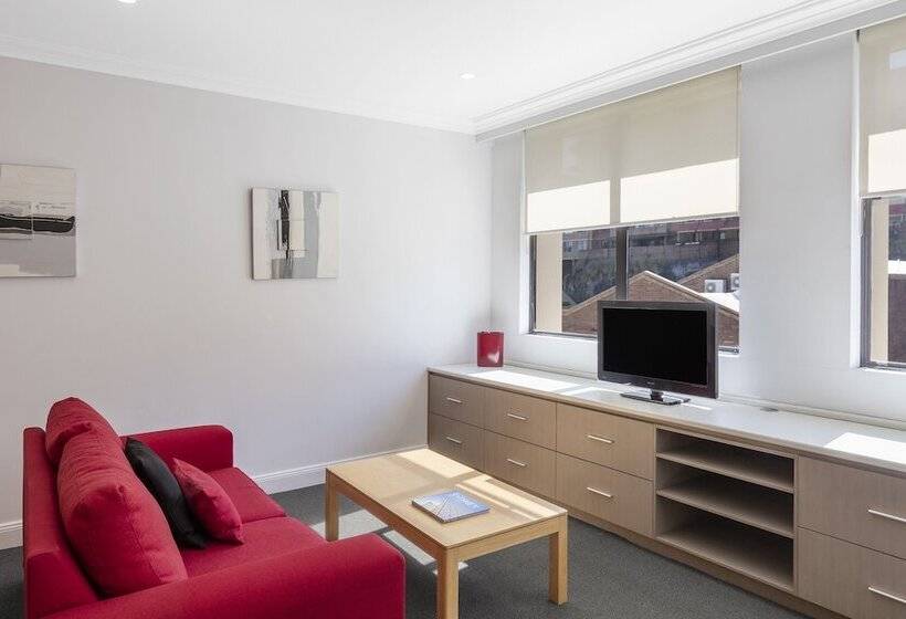 Студия Стандарт, Nesuto Woolloomooloo