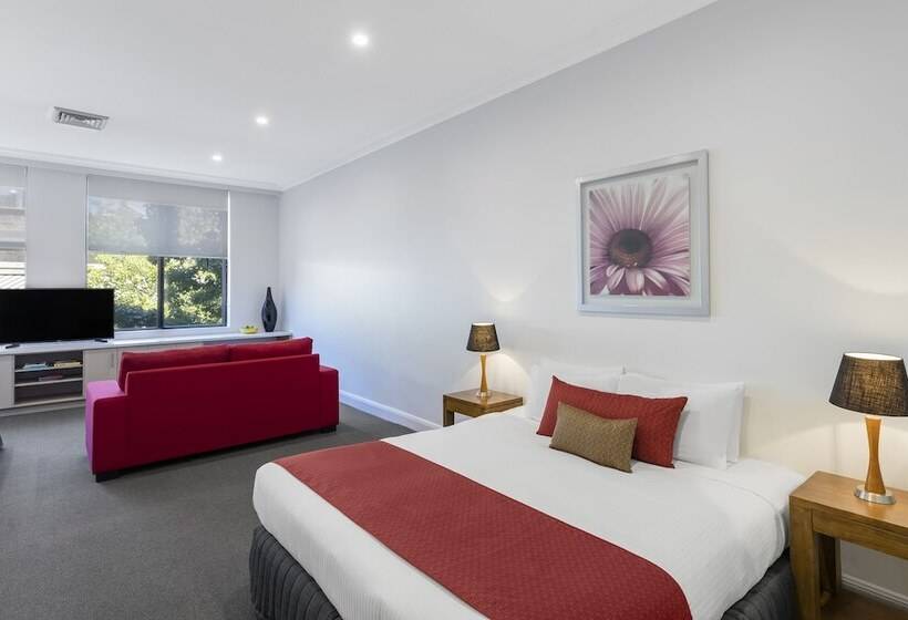 Студия Стандарт, Nesuto Woolloomooloo