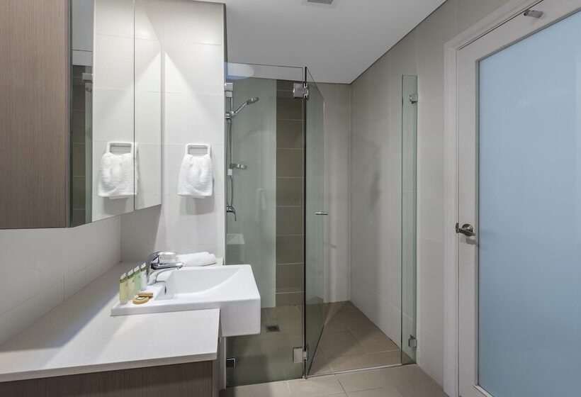 Студия Стандарт, Nesuto Woolloomooloo