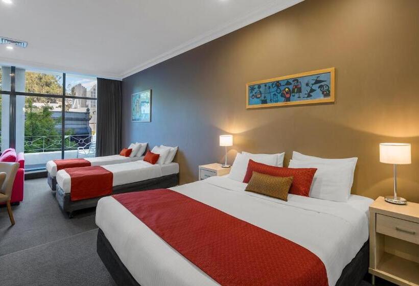 Студия Стандарт, Nesuto Woolloomooloo