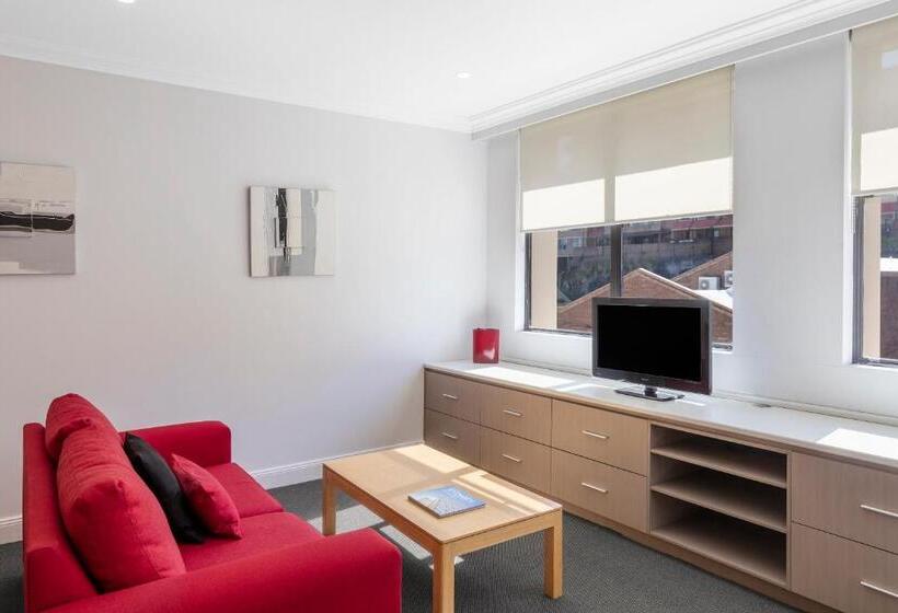 Студия Стандарт, Nesuto Woolloomooloo