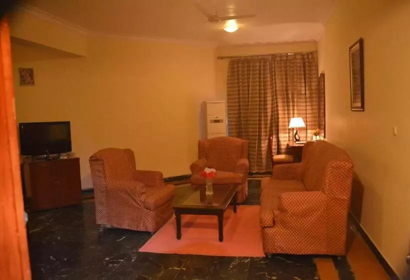 سوییت, The Royal Residency