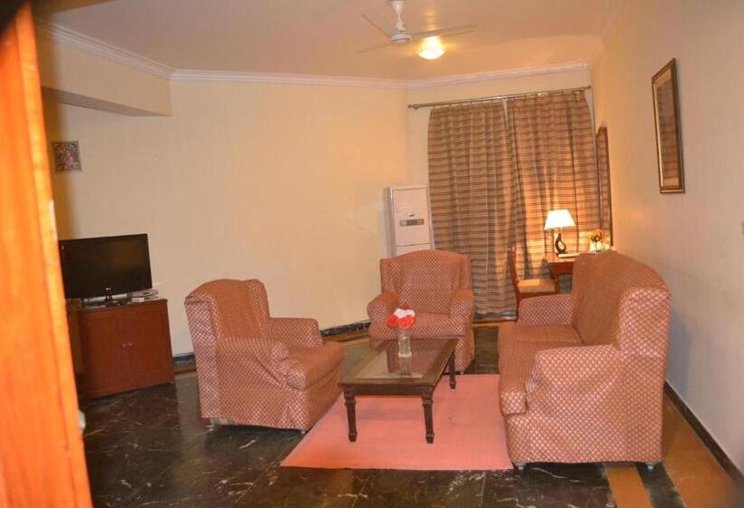 套房, The Royal Residency