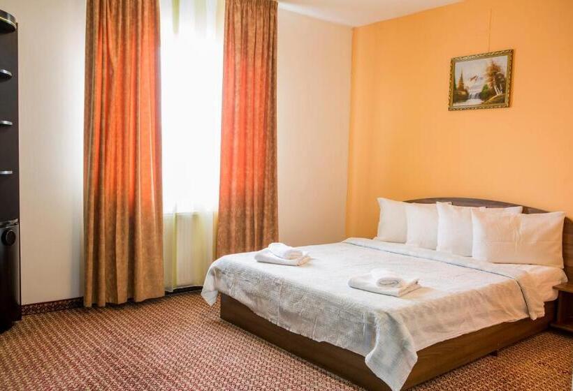 ジュニアスイート, Darina