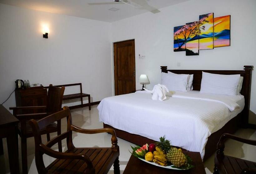 Номер Superior, Hikka Sandy Pearl Beach Resort