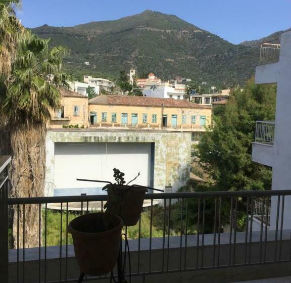 חדר דלוקס נוף לגינה, Methanion