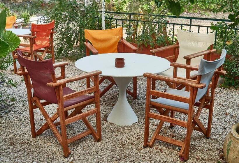 חדר דלוקס צדדי נוף לים, Methanion