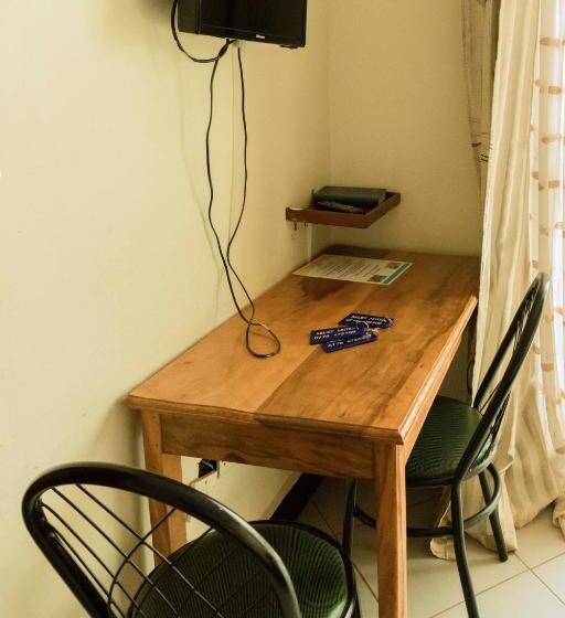 اتاق استاندارد, Relief Motel
