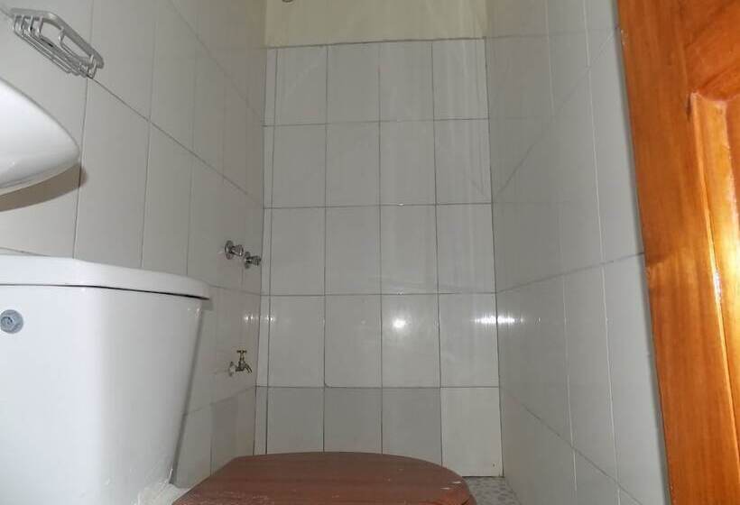 اتاق استاندارد, Relief Motel