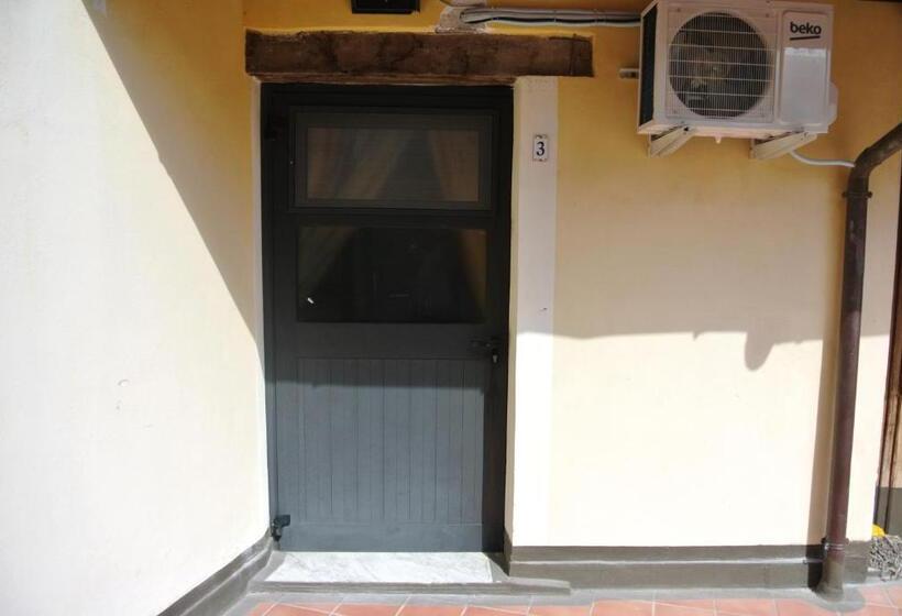 غرفة قياسية لذوى الاحتياجات الخاصة, Locanda Degli Illustri