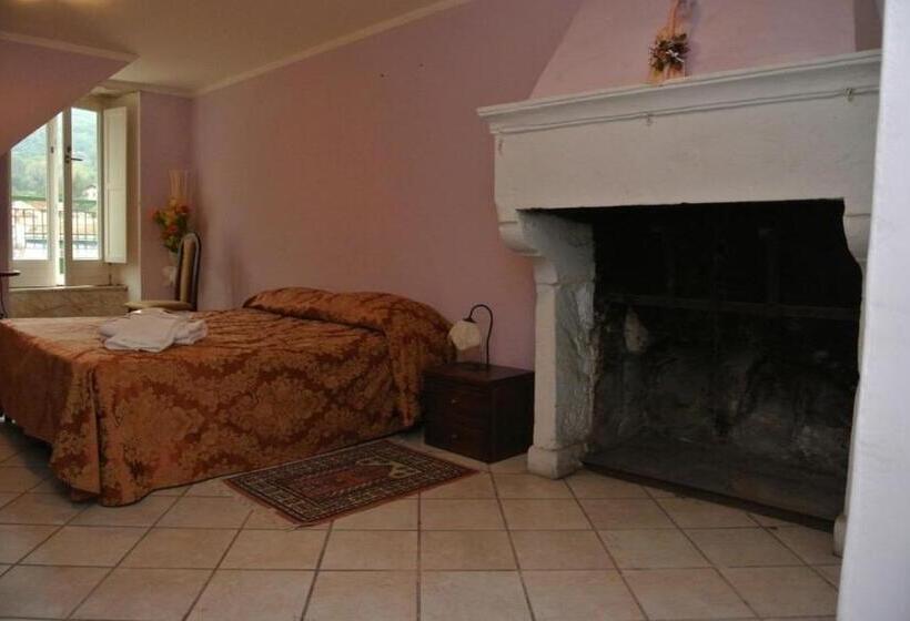 غرفة إقتصادية, Locanda Degli Illustri