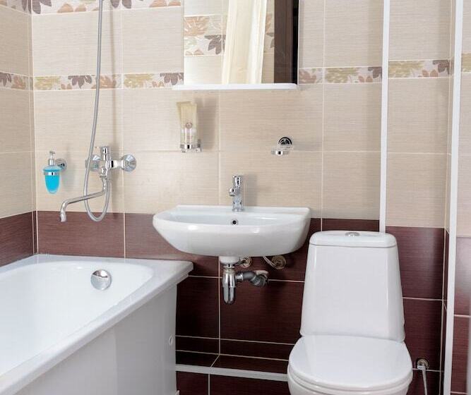 غرفة عائلية, Melnitca