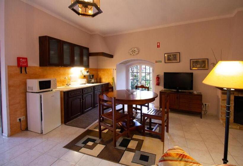 패밀리 스튜디오, Quinta De Rio Alcaide