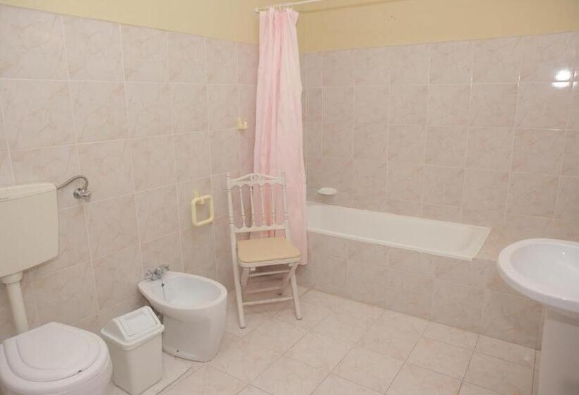 패밀리 스튜디오, Quinta De Rio Alcaide