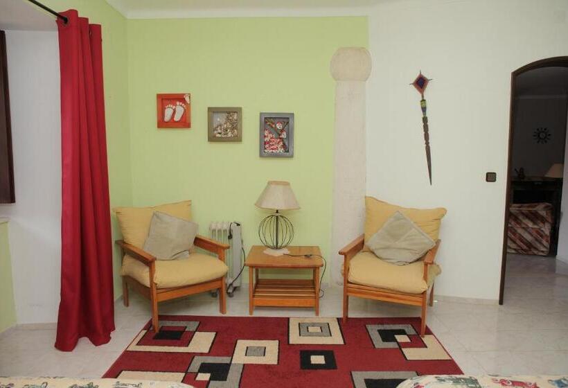 패밀리 스튜디오, Quinta De Rio Alcaide